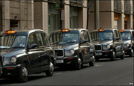 London taxi tourist image